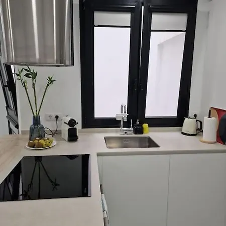 Total Comfort In The Center * Σάντα Κρουζ Τενερίφης