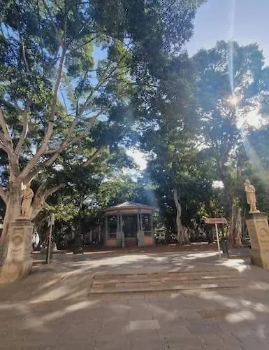 Total Comfort In The Center דירה *