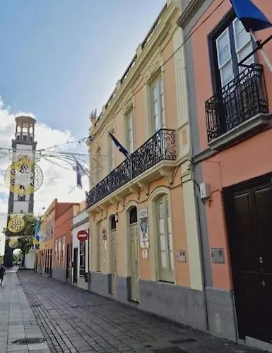 Total Comfort In The Center דירה *